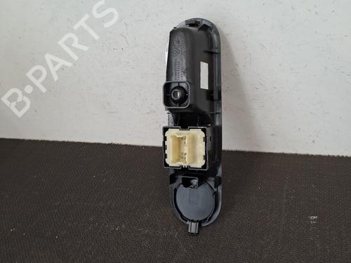 Used Left front window switch Left front window switch RENAULT TWINGO III (BCM_, BCA_) [2014-2026] 28389462 28389462