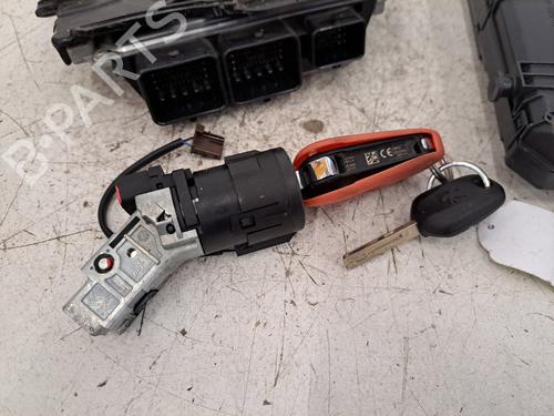 Used Electronic module Electronic module PEUGEOT 208 I (CA_, CC_) 1.2 VTI 82 (82 hp) 28409225 28409225