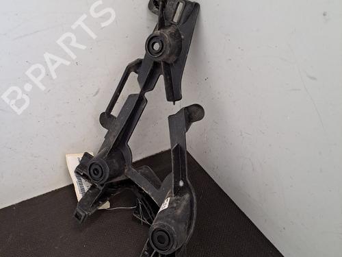 Rear bumper bracket PEUGEOT 2008 I (CU_) 1.6 BlueHDi 120 | BP28407031C159 