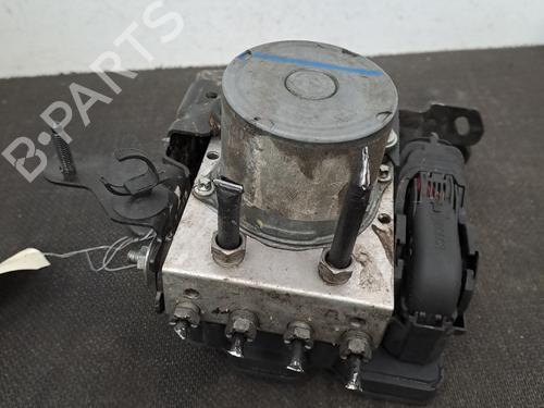 Used ABS pump ABS pump RENAULT MASTER III Van (FV) 2.3 dCi 145 FWD (FV0E, FV0F, FV0H, FV02, FV0M, FV0S,... (146 hp) 28408917 28408917