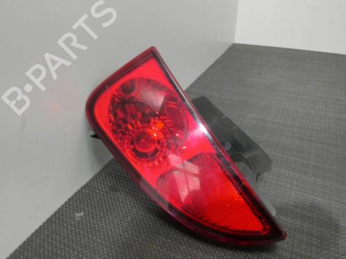 Used Rear fog light RENAULT ESPACE IV (JK0/1_) 2.2 dCi (JK0H) (150 hp) 28405606