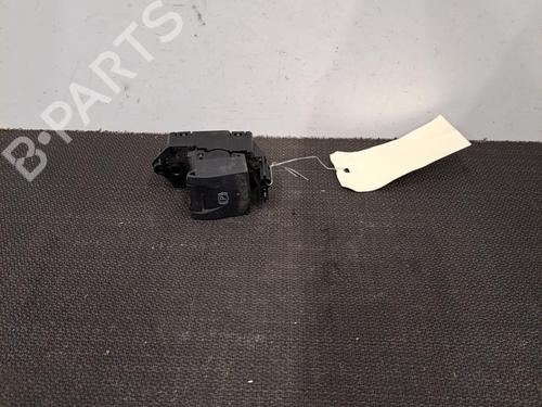 Used Switch RENAULT SCÉNIC III (JZ0/1_) 1.5 dCi (110 hp) 28402131