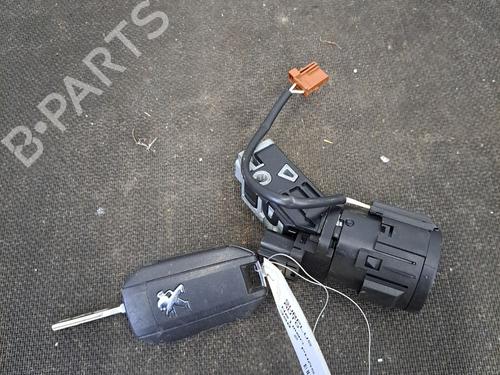 Used Ignition barrel PEUGEOT 308 II (LB_, LP_, LW_, LH_, L3_) 1.6 BlueHDi 120 (120 hp) 30156500