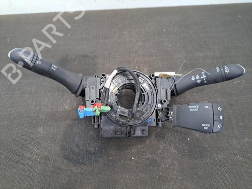 Used Steering column stalk RENAULT MEGANE IV Hatchback (B9A/M/N_) 1.3 TCe 140 (B9NB) (140 hp) 28390357