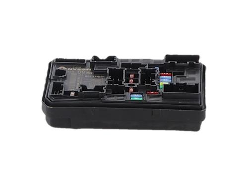 Used Fuse box Fuse box RENAULT CLIO V (B7_) 1.0 TCe 100 (B7MT) (101 hp) 40056217 40056217
