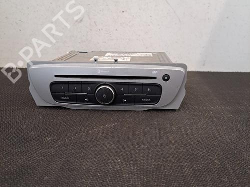 Used Radio RENAULT MEGANE III Grandtour (KZ0/1) 1.5 dCi (KZ09, KZ0D, KZ1G, KZ29, KZ14, KZ1W, KZ10, KZ1F,... (110 hp) 28409052