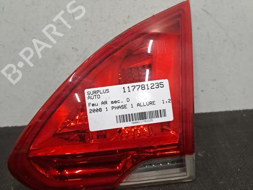 Used Right tailgate light PEUGEOT 2008 I (CU_) 1.2 THP 110 / PureTech 110 (110 hp) 31065898