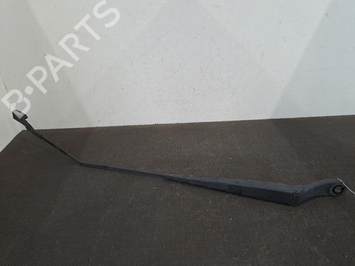 Used Front windshield wiper arm PEUGEOT 208 I (CA_, CC_) 1.2 VTI 82 (82 hp) 28403161