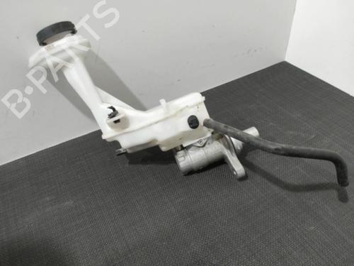 Hovedbremsecylinder RENAULT KADJAR (HA_, HL_) 1.6 dCi 130 4x4 (HLA4) (130 hp) 28399896
