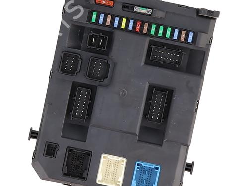Used Fuse box Fuse box PEUGEOT 1007 (KM_) 1.4 HDi (68 hp) 33476062 33476062