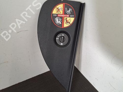 Used Switch RENAULT CLIO III (BR0/1, CR0/1) 1.5 dCi (BR17, CR17) (86 hp) 29129529