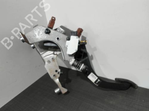 Clutch pedal RENAULT KADJAR (HA_, HL_) 1.6 dCi 130 4x4 (HLA4) | BP28394331I13 - Image 2