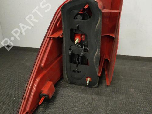 Used Left taillight Left taillight PEUGEOT 1007 (KM_) 1.4 HDi (68 hp) 28410383 28410383