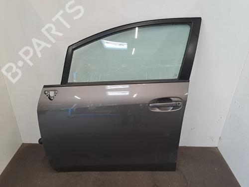 Used Left front door TOYOTA VERSO (_R2_) 1.6 D4-D (WAR20_) (112 hp) 28590989