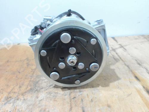 Used AC compressor AC compressor RENAULT CLIO V (B7_) 1.0 TCe 100 (B7MT) (101 hp) 28394143 28394143