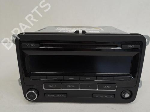 Used Radio VW GOLF VI (5K1) 1.6 TDI (105 hp) 28396858