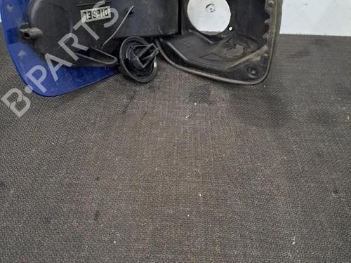 Used Fuel flap RENAULT CLIO III (BR0/1, CR0/1) 1.5 dCi (C/BR0G, C/BR1G) (68 hp) 28407378