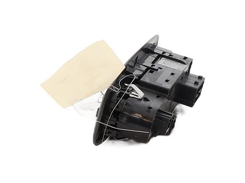 Used Left front window switch Left front window switch PEUGEOT 2008 I (CU_) 1.2 THP 110 / PureTech 110 (110 hp) 33655704 33655704