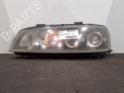Used Left headlight FIAT PUNTO (188_) 1.2 60 (188.030, .050, .130, .150, .230, .250) (60 hp) 28392469