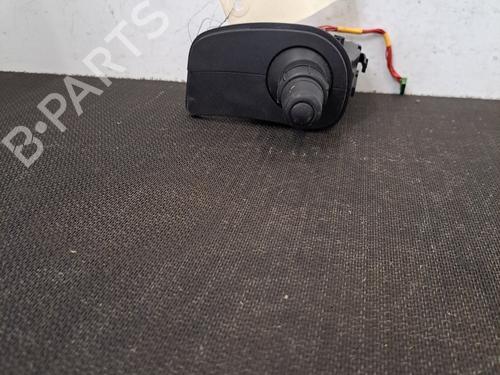 Used Switch RENAULT CLIO III (BR0/1, CR0/1) 1.2 16V (BR02, BR0J, BR11, CR02, CR0J, CR11) (75 hp) 28406084