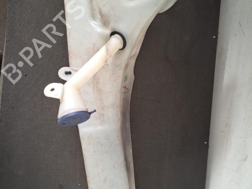 windscreen-washer-tank-peugeot-607-9d-9u-2000-32722870 main image