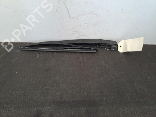 Used Rear windshield wiper arm RENAULT CAPTUR I (J5_, H5_) 1.5 dCi 90 (J5N4, J5M5, J5MW, J5M6, J5AL, J5AJ) (90 hp) 28395838
