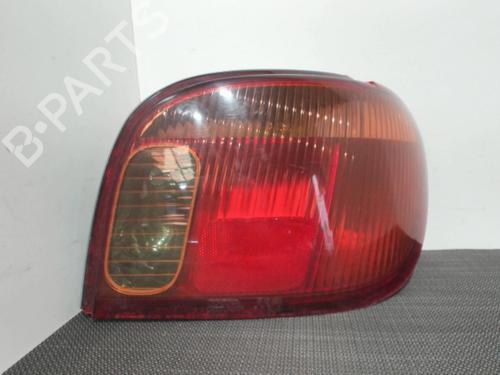 Used Right taillight Right taillight TOYOTA YARIS (_P1_) 1.0 (SCP10_, SCP10R) (65 hp) 28405566 28405566