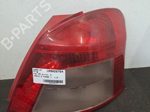 Używane Lampa tylna prawa TOYOTA YARIS (_P9_) 1.3 VVT-i (SCP90_, SCP90R) (87 hp) 28403227
