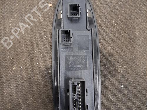 Used Left front window switch Left front window switch PEUGEOT 208 I (CA_, CC_) 1.2 THP 110 (110 hp) 30887112 30887112