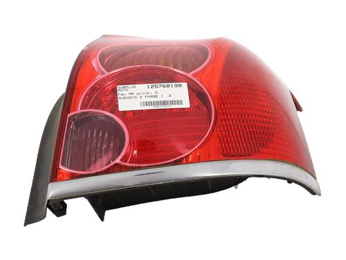 Used Right taillight Right taillight TOYOTA AVENSIS (_T25_) 2.0 D-4D (CDT250_, CDT250R) (116 hp) 36170231 36170231