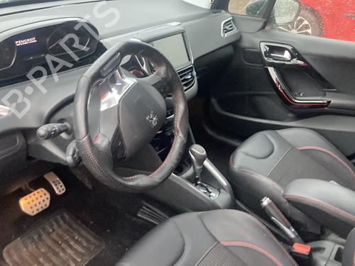 Left front door PEUGEOT 208 I (CA_, CC_) 1.2 THP 110 | BP29638479C2 