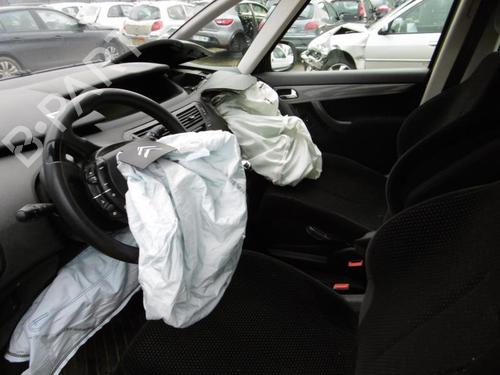 Used Parts CITROËN C4 Grand Picasso I (UA_) 1.8 i 16V (125 hp) 3952874