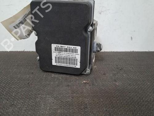 ABS pump CITROËN C5 III (RD_) 2.0 16V (RDRFJC, RDRFJF) | BP28404870M43 - Image 2