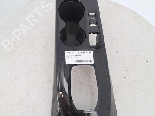Midtkonsoll Midtkonsoll PEUGEOT 208 II (UB_, UP_, UW_, UJ_) 1.2 PureTech 100 (101 hp) 33171702 33171702