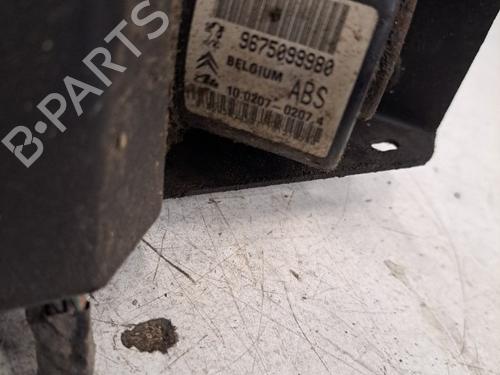 Used ABS pump ABS pump CITROËN C3 II (SC_) 1.4 HDi 70 (SC8HZC, SC8HR0, SC8HP4) (68 hp) 28398771 28398771