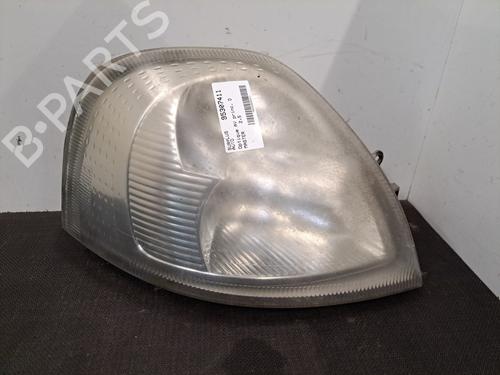 Used Right headlight RENAULT MASTER II Van (FD) 2.5 dCi (FD02) (101 hp) 28392651
