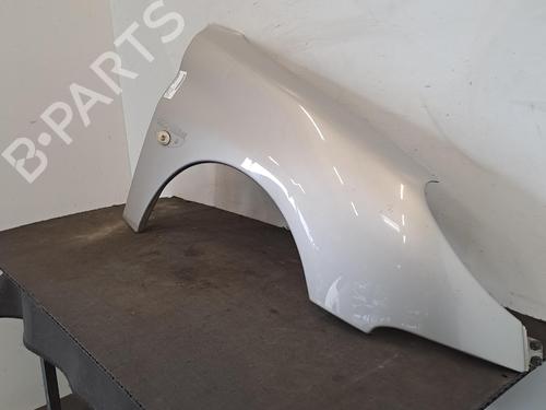 Used Right front fenders Right front fenders 39113004 39113004