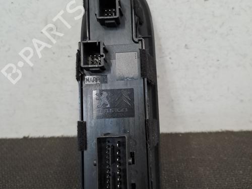 Left front window switch PEUGEOT 308 I (4A_, 4C_) 1.6 HDi | BP29453382I27 
