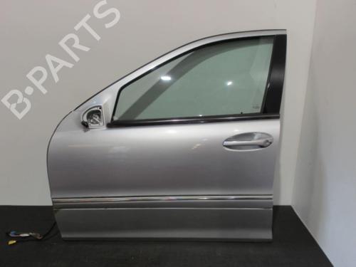 Used Left front door Left front door 28410979 28410979