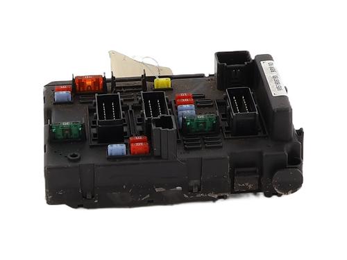 Used Fuse box PEUGEOT 206 Hatchback (2A/C) 1.4 HDi eco 70 (68 hp) 32211047