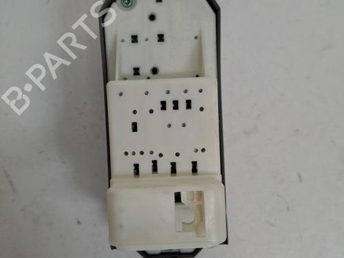Used Left front window switch Left front window switch TOYOTA YARIS (_P9_) 1.0 VVT-i (KSP90_, KSP90R) (69 hp) 28396802 28396802