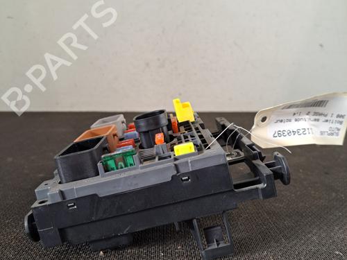 Fuse box PEUGEOT 308 I (4A_, 4C_) 1.4 16V | BP29508283E1 