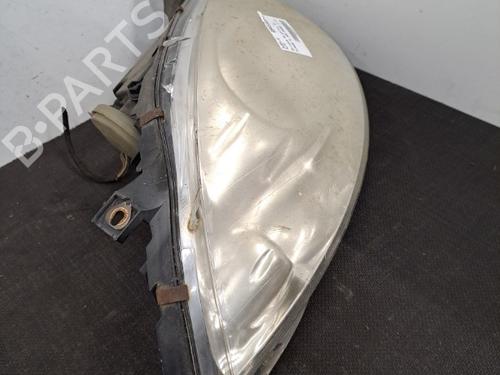 Used Right headlight Right headlight MERCEDES-BENZ A-CLASS (W169) A 180 CDI (169.007, 169.307) (109 hp) 28409916 28409916