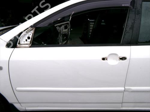Dør venstre fortil TOYOTA COROLLA Estate (_E12_) 2.0 D-4D (CDE120_, CDE120R) (90 hp) 31658739