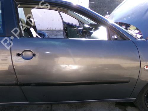 Used Right front door SEAT CORDOBA (6L2) 1.9 SDI (64 hp) 31824888
