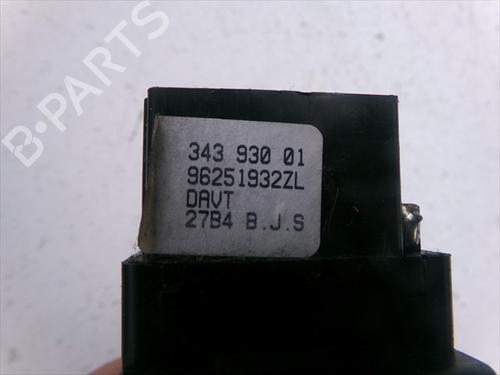 Headlight switch CITROËN XSARA PICASSO (N68) 2.0 HDi | BP32045823I24