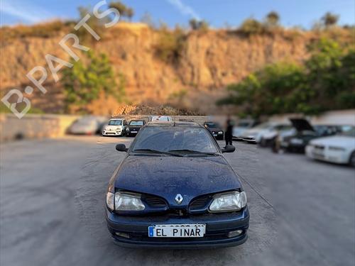 Brugte RENAULT MEGANE I Classic (LA0/1_) 1.6 e (LA0F, LA0S) 4821641