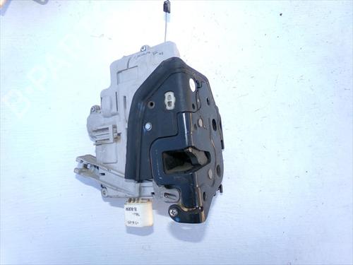 front-right-lock-seat-leon-1p1-2005-2006-2007-2008-2009-2010-2011-2012-2013-40256156 main image