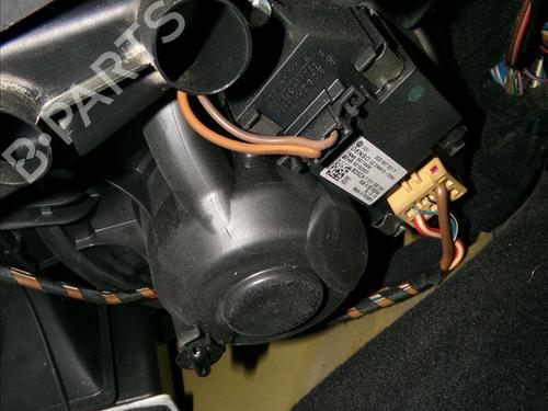 Used Heater blower motor Heater blower motor VW SCIROCCO III (137, 138) 1.4 TSI (122 hp) 31126294 31126294