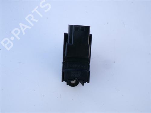 Right front window switch LAND ROVER FREELANDER 2 (L359) 2.2 TD4 4x4 | BP34714312I26 - Image 2